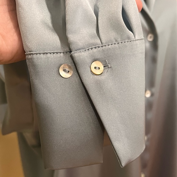 House of Harlow Button Down Blouse Baby Blue Size M - Picture 6 of 9